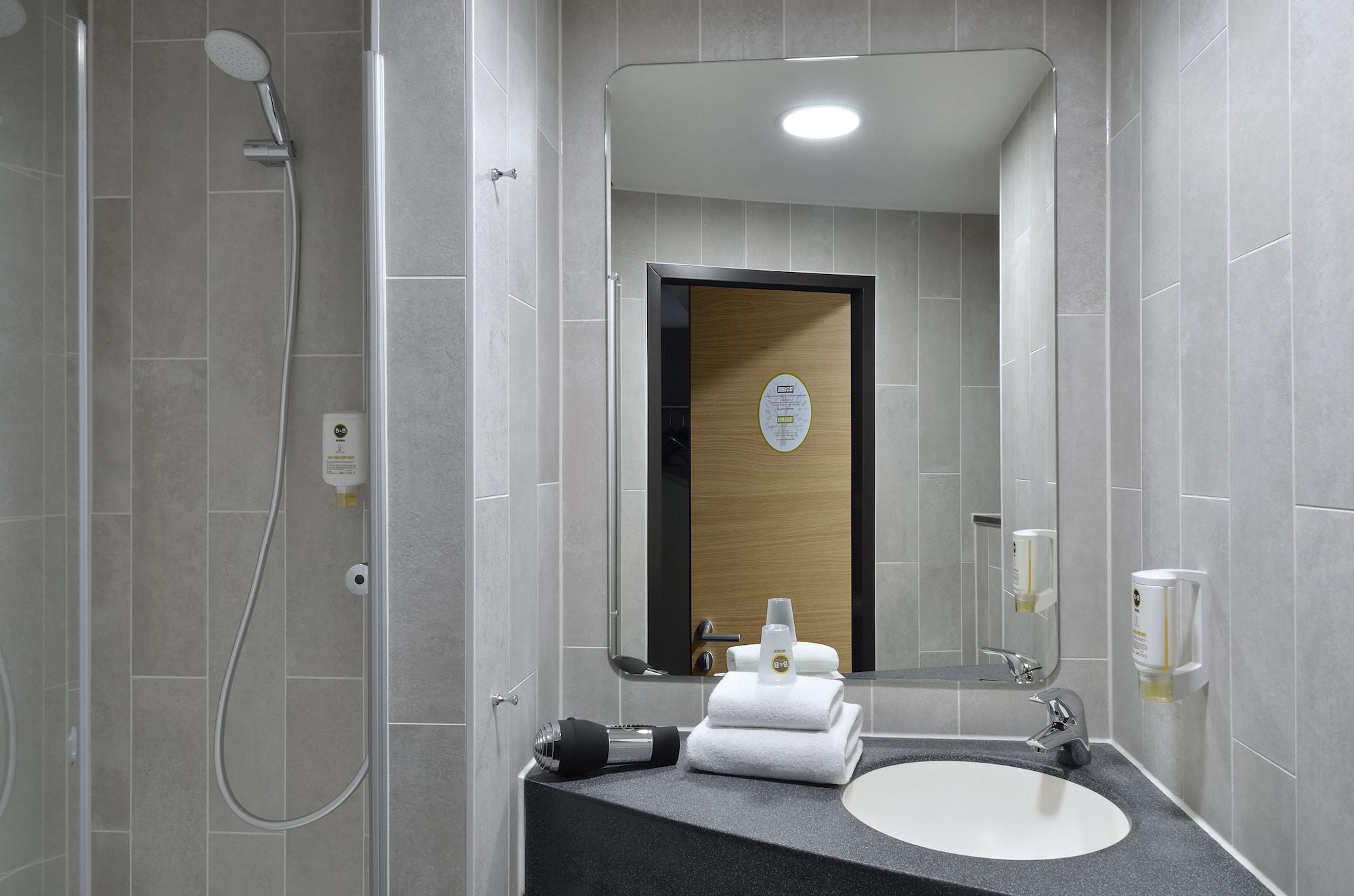 B&B Hotel 하일브론 외부 사진