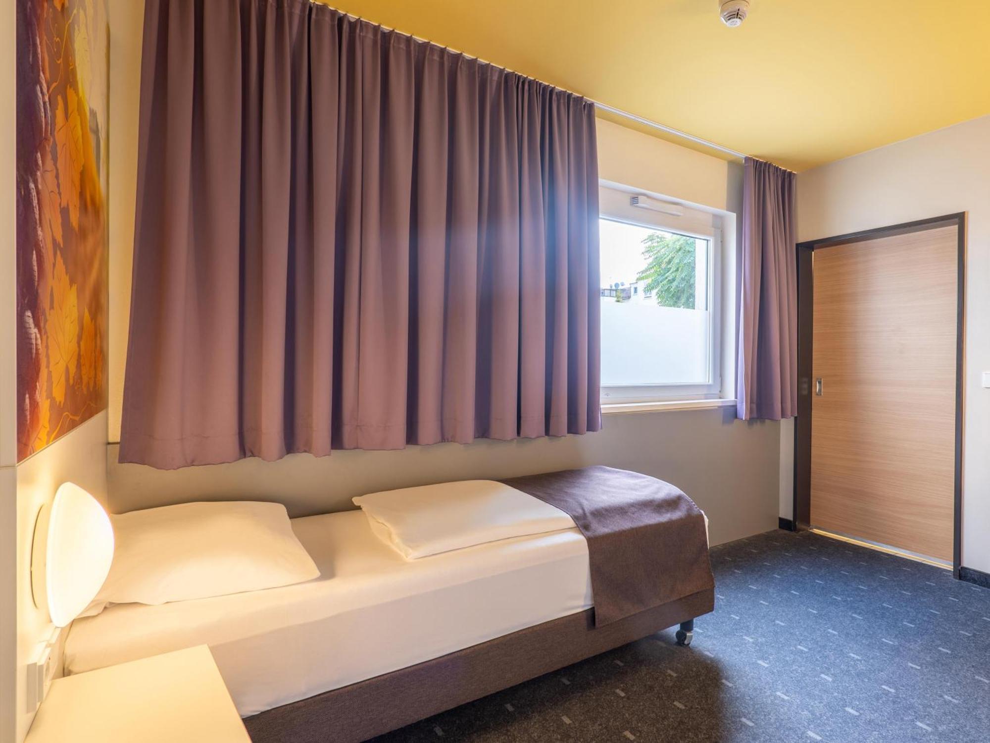 B&B Hotel 하일브론 외부 사진