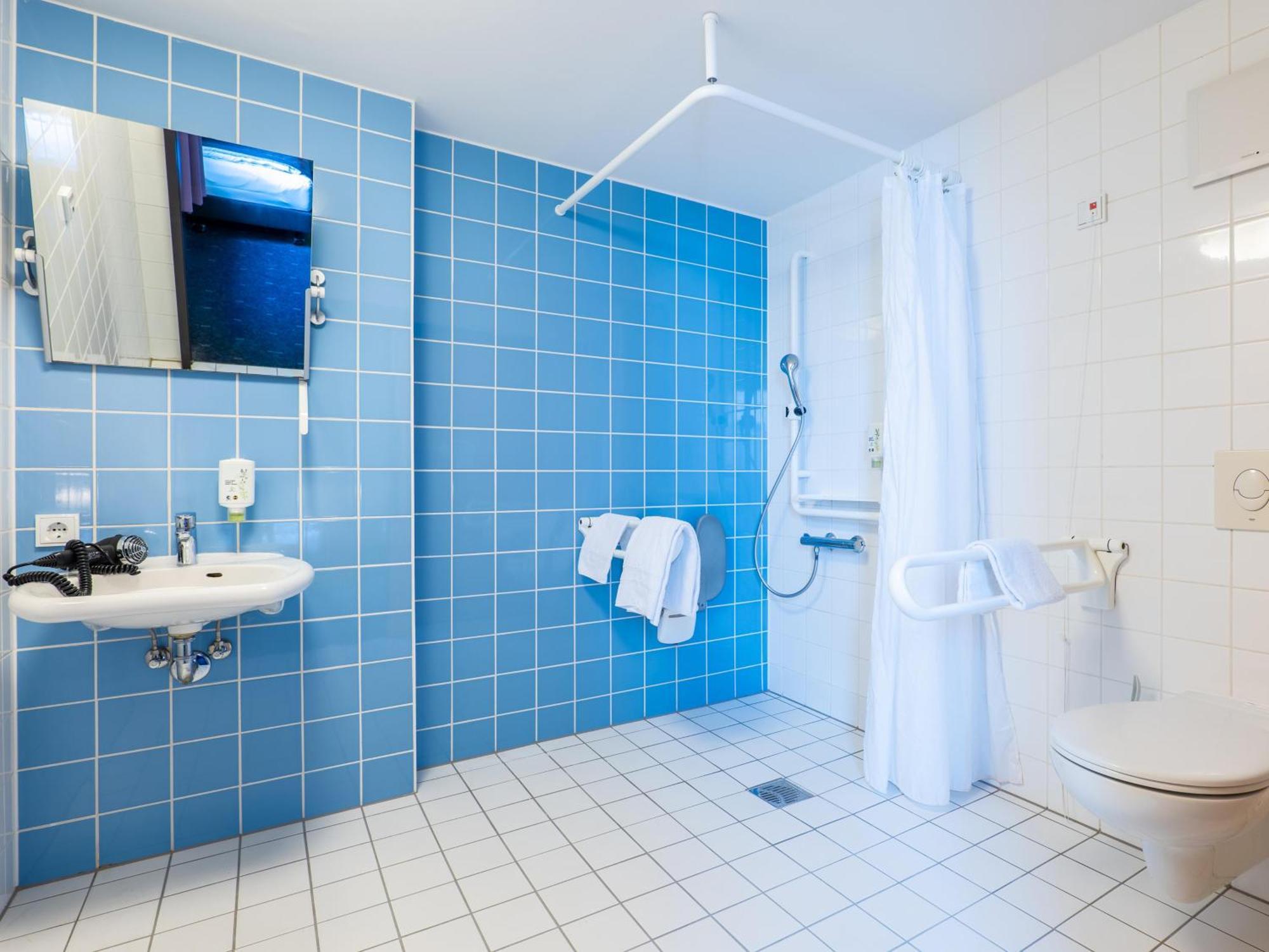 B&B Hotel 하일브론 외부 사진